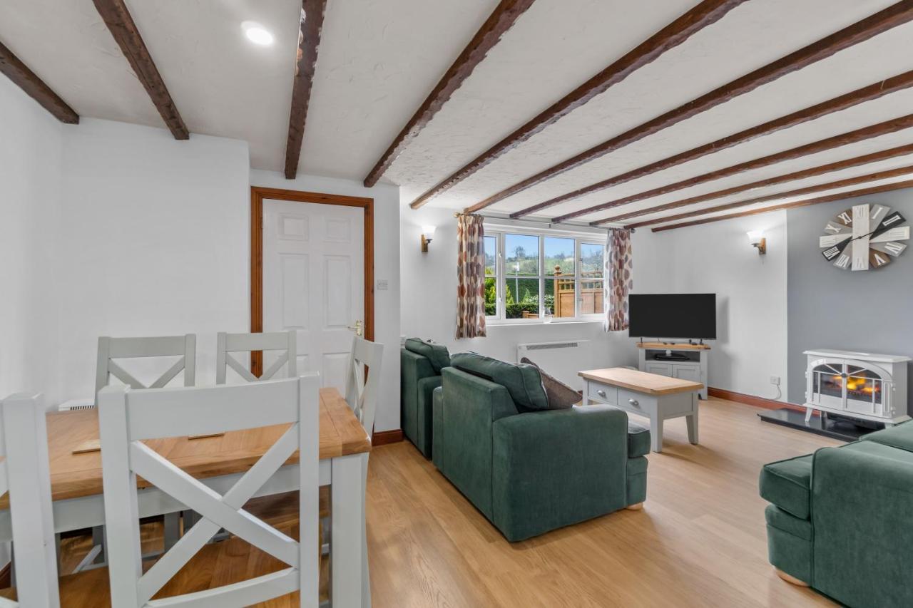 Crylla Valley Cottages - Access To Pool, Gym, Spa And More Saltash Bagian luar foto