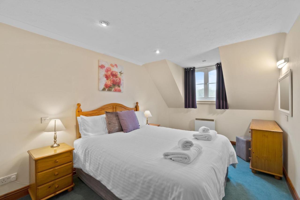 Crylla Valley Cottages - Access To Pool, Gym, Spa And More Saltash Bagian luar foto