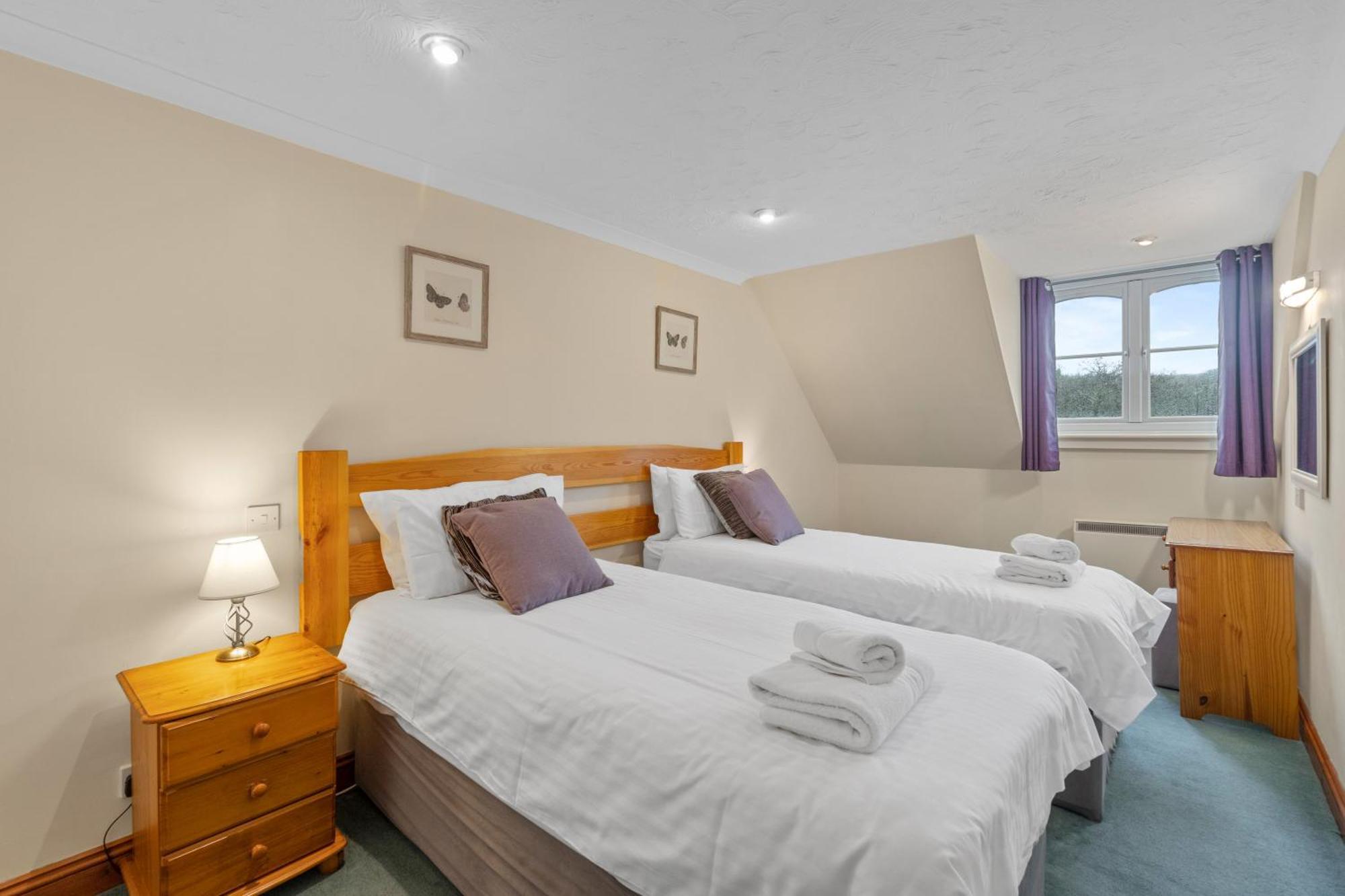 Crylla Valley Cottages - Access To Pool, Gym, Spa And More Saltash Ruang foto